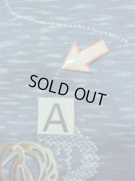 Photo14: M1128J Vintage Japanese   Blue Men's Juban / Wool. Bird, Sword guard pattern  (Grade D) (14)