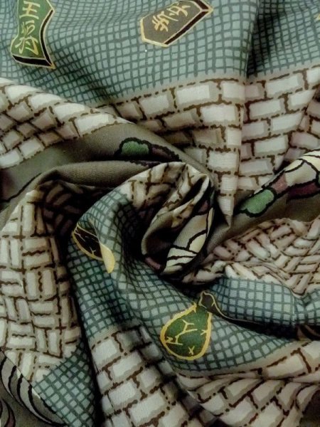 Photo12: M1128L Vintage Japanese   Brown Men's Juban / Synthetic. Wickerworks, Gourd, Japanese chess piece pattern  (Grade C) (12)