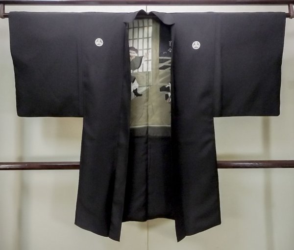 Photo1: M1128Y Vintage Japanese   Black HAORI short jacket / Silk.    (Grade B) (1)