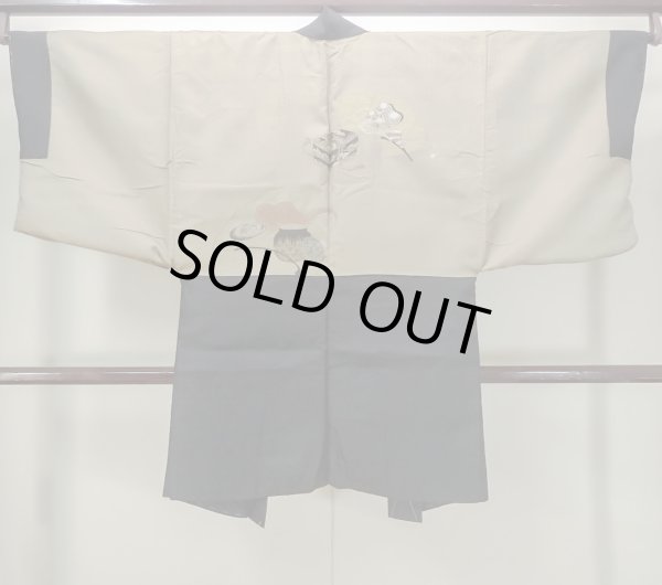 Photo3: Mint M1129A Vintage Japanese   Black HAORI short jacket / Silk.    (Grade A) (3)