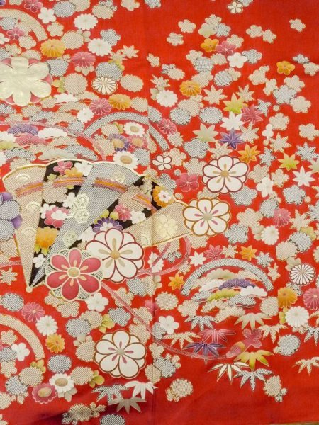Photo6: M1207A Vintage Japanese women   Red FURISODE long-sleeved / Silk. Peony,   (Grade B) (6)