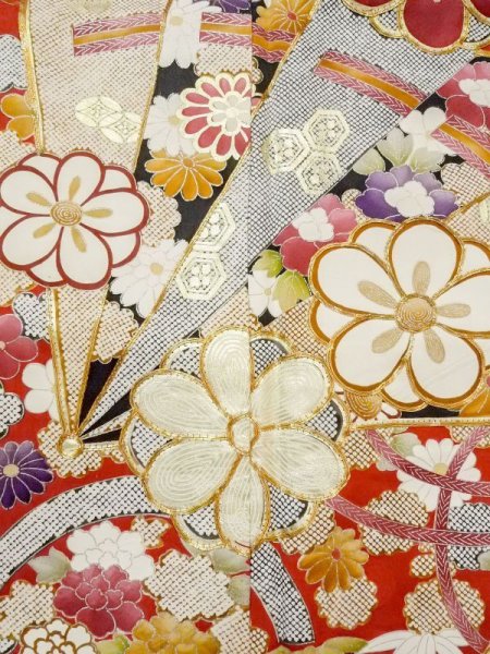 Photo8: M1207A Vintage Japanese women   Red FURISODE long-sleeved / Silk. Peony,   (Grade B) (8)