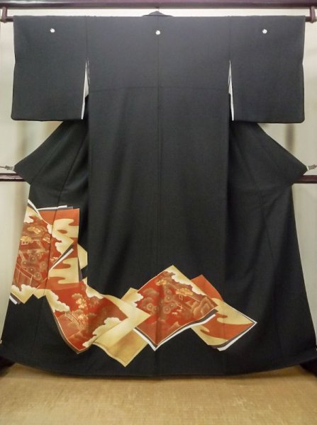 Photo1: Mint M1207B Vintage Japanese women   Black TOMESODE formal / Silk. Peony,   (Grade A) (1)