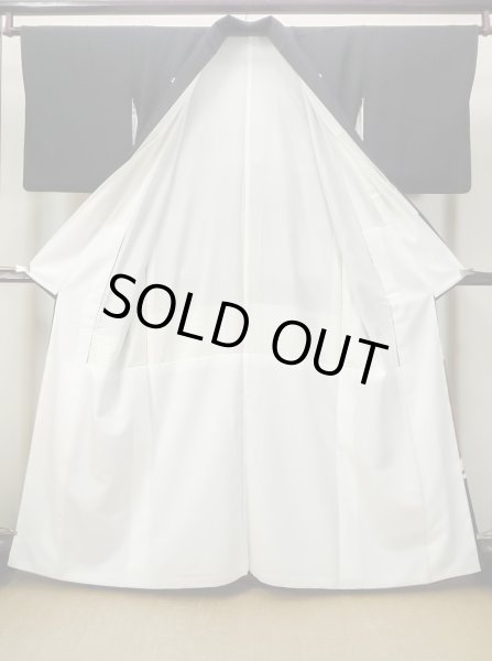 Photo3: Mint M1207B Vintage Japanese women   Black TOMESODE formal / Silk. Peony,   (Grade A) (3)