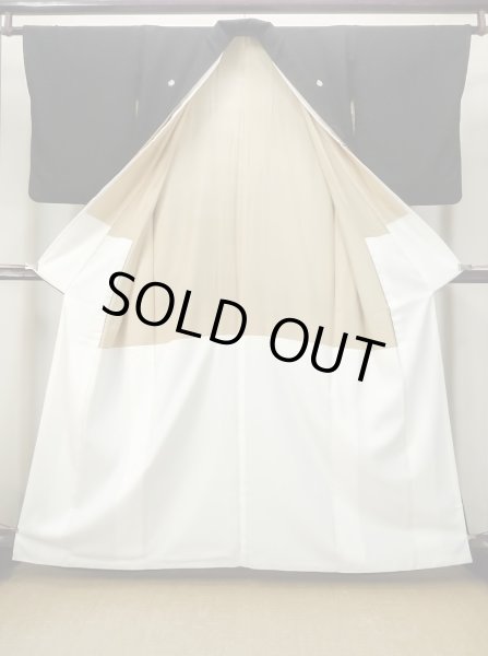 Photo3: M1207E Used Japanese women   Black TOMESODE formal / Silk. Chrysanthemum,   (Grade B) (3)