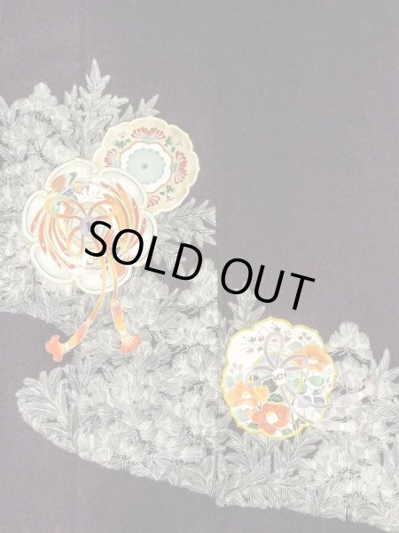 Photo5: M1207E Used Japanese women   Black TOMESODE formal / Silk. Chrysanthemum,   (Grade B) (5)