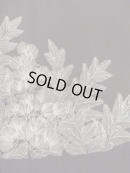 Photo10: M1207E Used Japanese women   Black TOMESODE formal / Silk. Chrysanthemum,   (Grade B) (10)