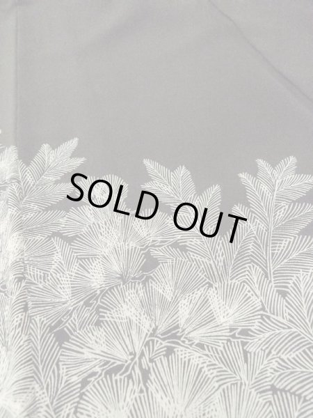 Photo15: M1207E Used Japanese women   Black TOMESODE formal / Silk. Chrysanthemum,   (Grade B) (15)