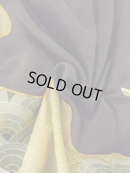 Photo19: M1207F Vintage Japanese women   Black TOMESODE formal / Silk. Wave,   (Grade B) (19)