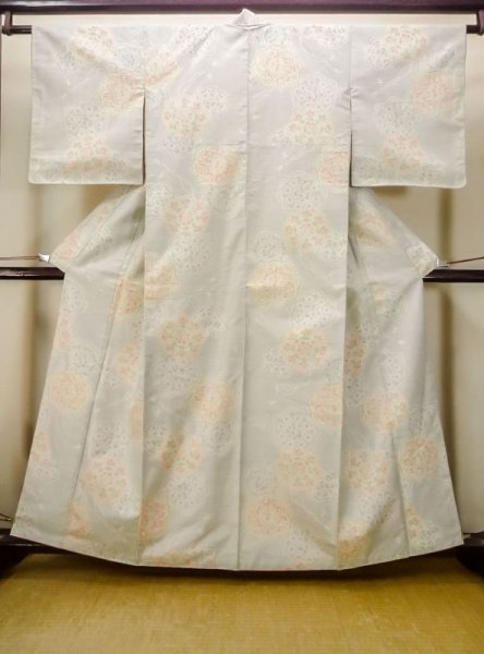 Photo1: M1207N Used Japanese women  Pale Light Blue TOKAMACHI-TSUMUGI / Silk. Flower, A mirror pattern  (Grade A) (1)