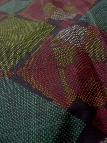 Photo8: M1207Q Used Japanese women  Dark Multi Color OSHIMA-TSUMUGI / Silk. Geometrical pattern   (Grade A) (8)