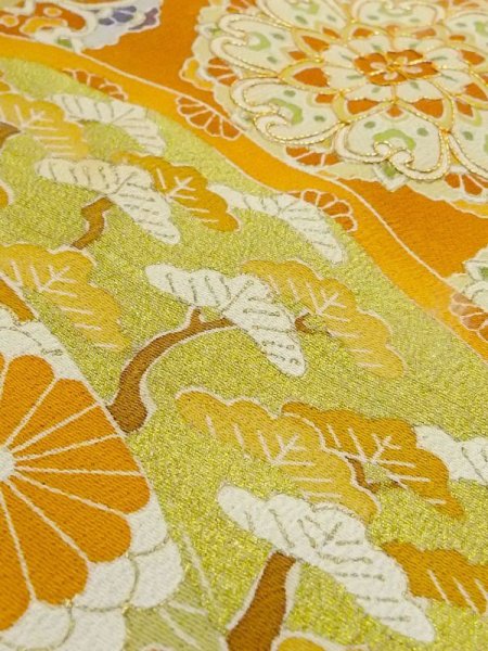 Photo13: M1215P Vintage Japanese women   Black TOMESODE formal / Silk. Chrysanthemum, KUMIHIMO rope with tassels  (Grade C) (13)