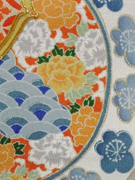 Photo8: M1215S Vintage Japanese women   Black TOMESODE formal / Silk. Chrysanthemum,   (Grade C) (8)