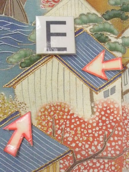 Photo22: M1215U Vintage Japanese women   Black TOMESODE formal / Silk. Pine tree/branch/needle,   (Grade C) (22)