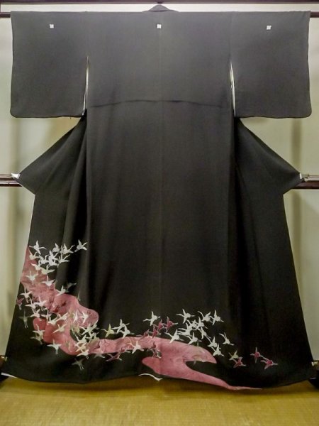 Photo1: M1215W Vintage Japanese women   Black TOMESODE formal / Silk. Crane Discolored all over. Aging deterioration. There is an impression from use.  (Grade C) (1)
