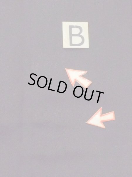 Photo17: M1215X Vintage Japanese women   Black TOMESODE formal / Silk. Chrysanthemum, Aging deterioration. There is an impression from use.  (Grade C) (17)