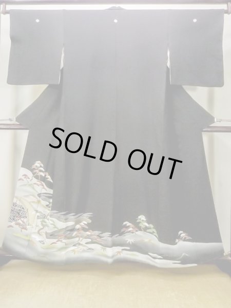 Photo1: M1215Y Vintage Japanese women   Black TOMESODE formal / Silk. Pine tree/branch/needle,   (Grade C) (1)