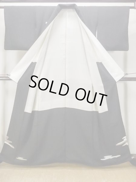 Photo3: M1228A Antique Japanese women   Black TOMESODE formal / Silk. Chrysanthemum,   (Grade C) (3)