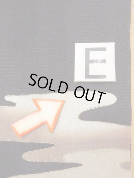 Photo20: M1228A Antique Japanese women   Black TOMESODE formal / Silk. Chrysanthemum,   (Grade C) (20)