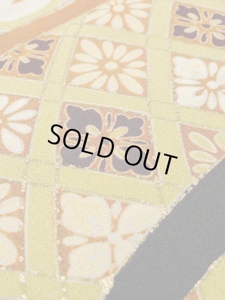 Photo12: M1228B Vintage Japanese women   Black TOMESODE formal / Silk. Chrysanthemum,   (Grade C) (12)