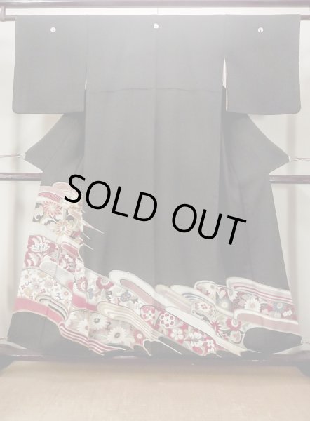 Photo1: M1228D Vintage Japanese women   Black TOMESODE formal / Silk. Chinese flower, Aging deterioration.  (Grade C) (1)