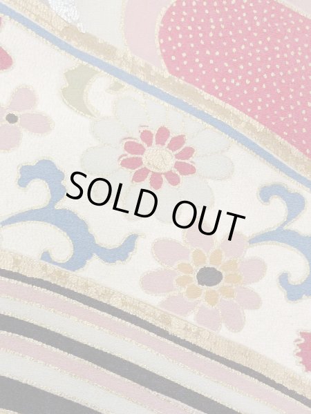 Photo8: M1228D Vintage Japanese women   Black TOMESODE formal / Silk. Chinese flower, Aging deterioration.  (Grade C) (8)