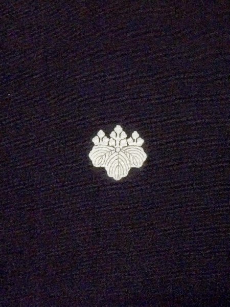 Photo4: M1228G Vintage Japanese women   Black TOMESODE formal / Silk. Chrysanthemum,   (Grade C) (4)