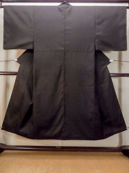 Photo1: Mint N0116A Vintage Japanese  Dark Brown Men's Kimono / Silk. Stripes There is an impression from use.  (Grade D) (1)