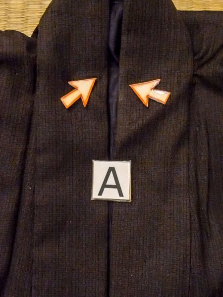 Photo12: Mint N0116A Vintage Japanese  Dark Brown Men's Kimono / Silk. Stripes There is an impression from use.  (Grade D) (12)