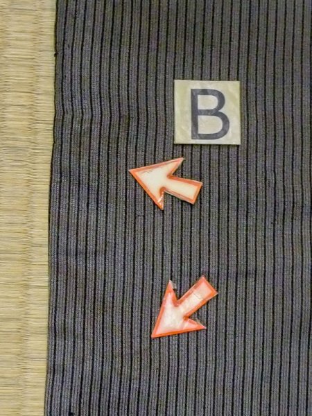 Photo12: N0116F Vintage Japanese  Dark Gray Men's Kimono / Silk. Line There is an impression from use.  (Grade D) (12)