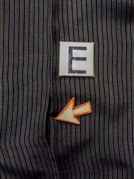 Photo15: N0116F Vintage Japanese  Dark Gray Men's Kimono / Silk. Line There is an impression from use.  (Grade D) (15)