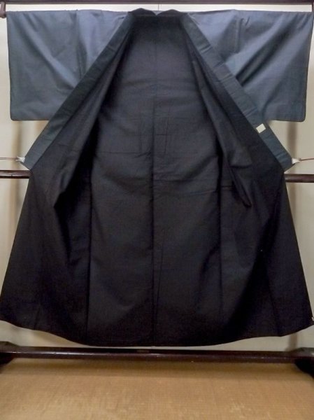 Photo2: Mint N0116R Vintage Japanese   Navy Blue Men's Kimono / Silk. Tortoise-shell pattern(Hexagonal pattern)   (Grade A) (2)