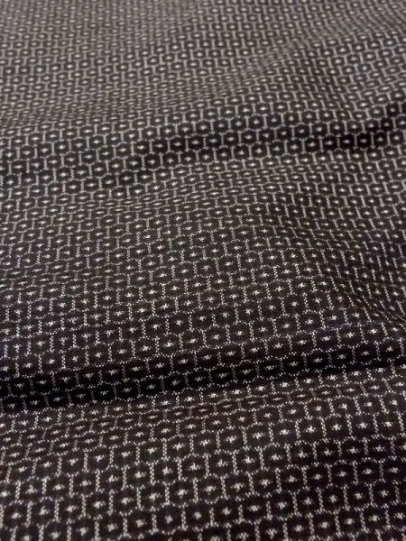 Photo8: Mint N0116X Used Japanese   Black Men's Kimono / Silk. Tortoise-shell pattern(Hexagonal pattern)   (Grade A) (8)