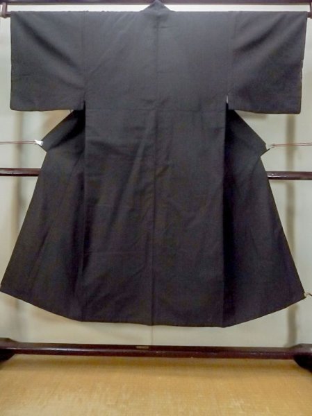 Photo1: Mint N0117C Vintage Japanese  Dark Brown Men's Kimono / Silk. Line   (Grade A) (1)