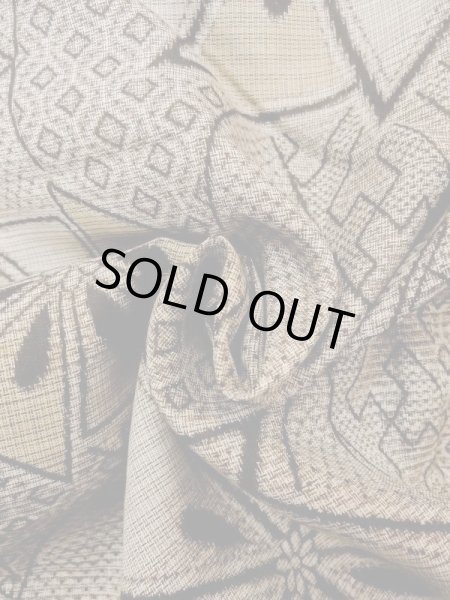 Photo12: N0123A Antique Japanese women   Brown 0 / Silk. Greek key fret,   (Grade C) (12)