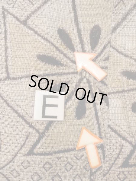 Photo18: N0123A Antique Japanese women   Brown 0 / Silk. Greek key fret,   (Grade C) (18)