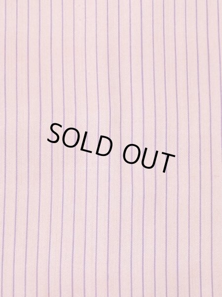 Photo6: N0123C Antique Japanese women Vivid Grayish Pink TSUMUGI pongee / Silk. Stripes Arrow feather pattern. There is an impression from use.  (Grade C) (6)