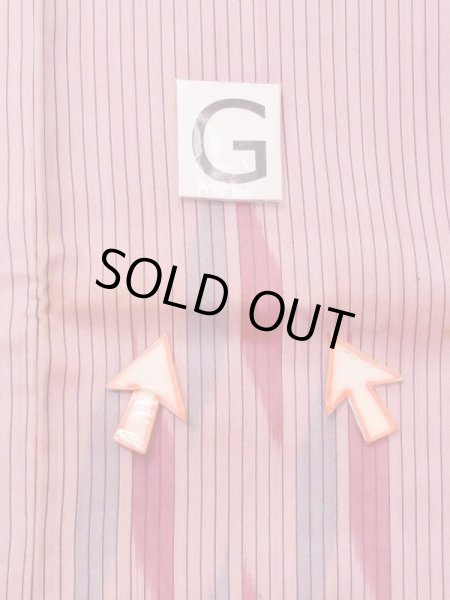 Photo18: N0123C Antique Japanese women Vivid Grayish Pink TSUMUGI pongee / Silk. Stripes Arrow feather pattern. There is an impression from use.  (Grade C) (18)