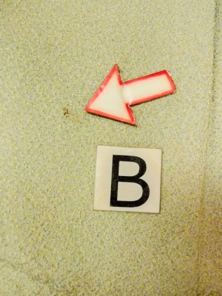 Photo12: N0130L Vintage Japanese women  Pale Yellowish Green Iromuji / Silk.    (Grade B) (12)