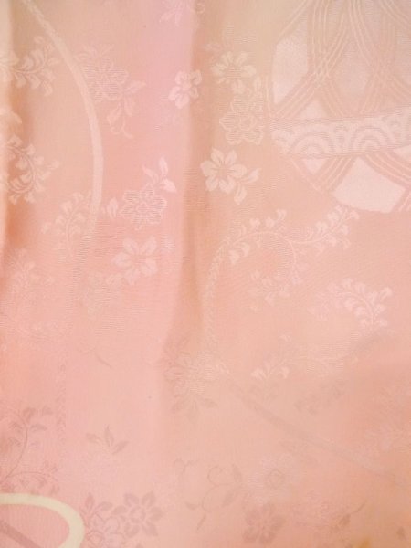Photo4: N0131B Antique Japanese women Pale Light Pink Kids / Silk. Wave, Base embossed woven pattern : Jamanese ball  (Grade D) (4)