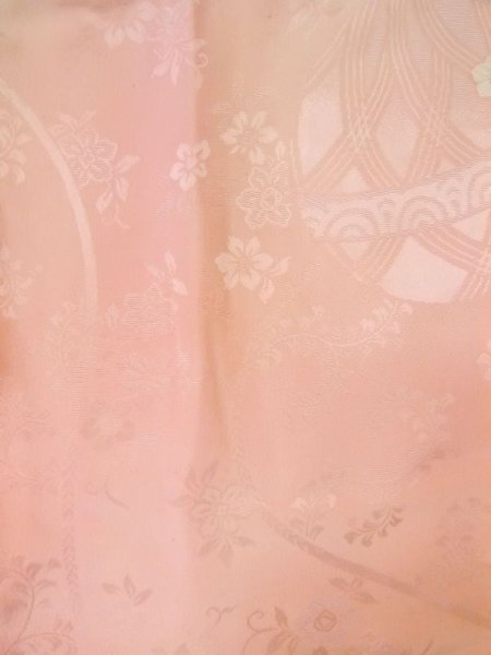Photo5: N0131B Antique Japanese women Pale Light Pink Kids / Silk. Wave, Base embossed woven pattern : Jamanese ball  (Grade D) (5)