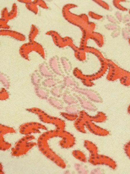 Photo8: N0209A Antique Japanese women   Ivory Kids / Silk. SAKURA cherry blossom, It is padded.  (Grade C) (8)