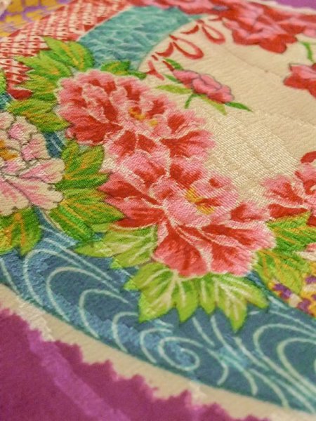 Photo11: N0209A Antique Japanese women   Ivory Kids / Silk. SAKURA cherry blossom, It is padded.  (Grade C) (11)