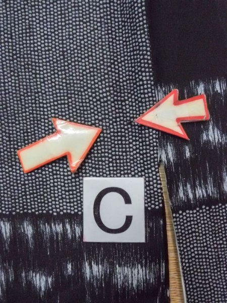 Photo16: N0209N Vintage Japanese women   Black HAORI short jacket / Silk. Dot,   (Grade D) (16)