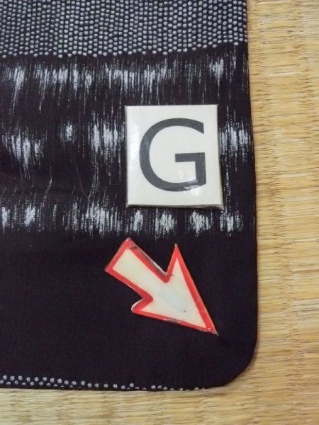 Photo20: N0209N Vintage Japanese women   Black HAORI short jacket / Silk. Dot,   (Grade D) (20)