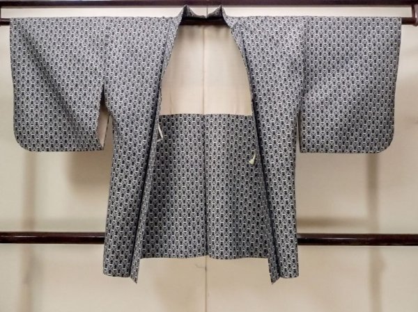 Photo1: Mint N0209O Vintage Japanese women   Gray HAORI short jacket / Silk. Geometrical pattern,   (Grade A) (1)