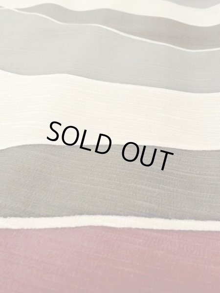 Photo10: N0209T Vintage Japanese women   Off White HAORI short jacket / Silk. Geometrical pattern,   (Grade C) (10)