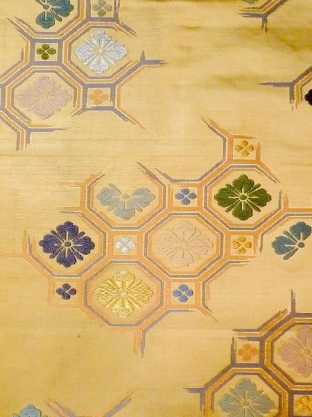 Photo2: N0227X Vintage Japanese Kimono   Gold FUKURO OBI sash Diamond-shaped flowers Silk. (Grade C) (2)