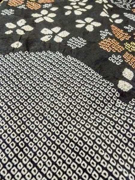 Photo9: N0305E Vintage Japanese women   Black HAORI short jacket / Silk. Flower,   (Grade B) (9)