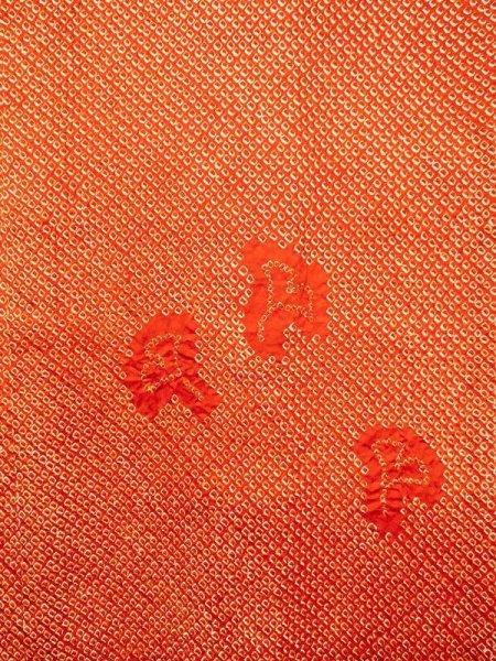 Photo4: N0305J Vintage Japanese women  Vivid Orange HAORI short jacket / Silk. Dapple pattern Gingko nut leaf pattern  (Grade B) (4)